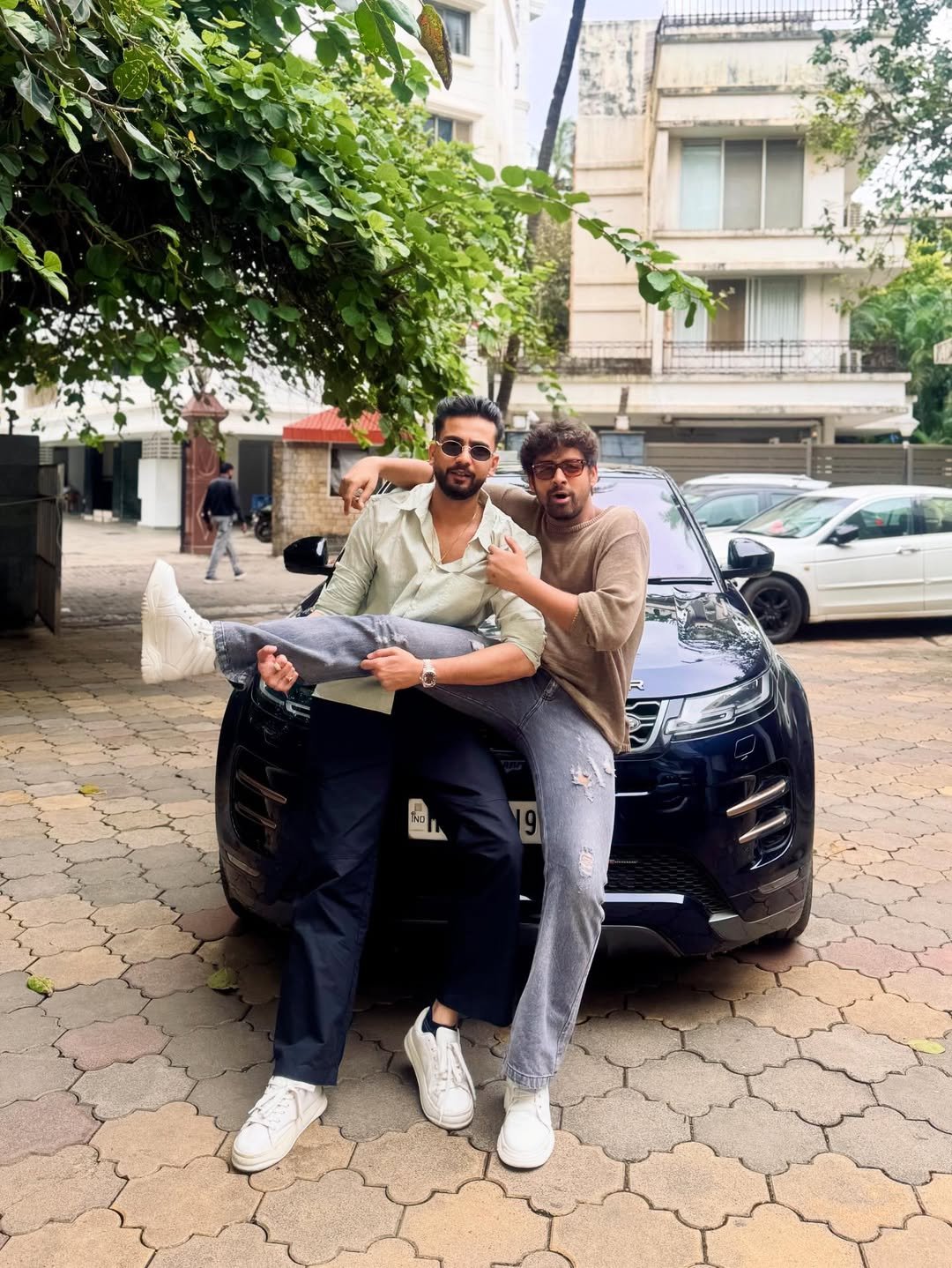 Samarth Jurel & Elvish Yadav