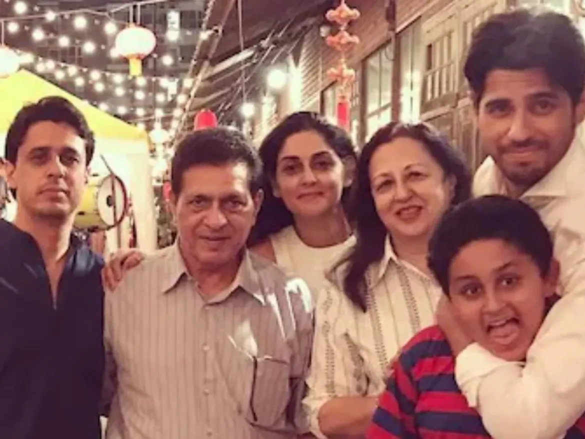Sidharth Malhotra Father Sunil Malhotra